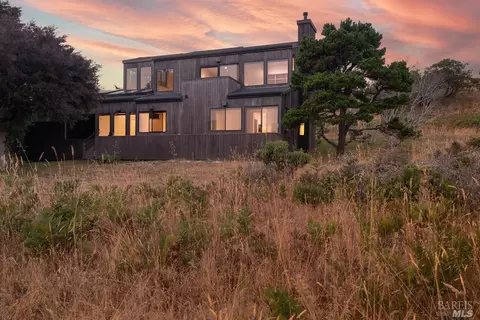 116 Starboard Ct, The Sea Ranch, CA 95497
