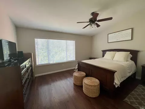 8741 Holly Leaf Dr, Windsor, CA 95492 photo 7