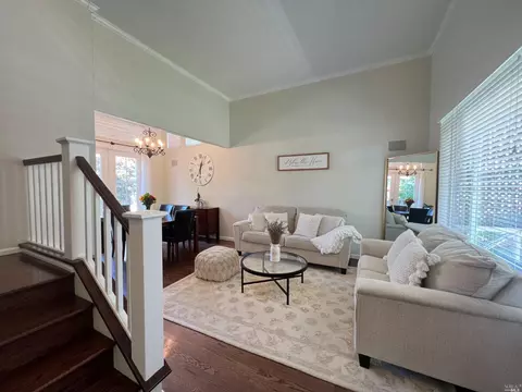 8741 Holly Leaf Dr, Windsor, CA 95492 photo 3
