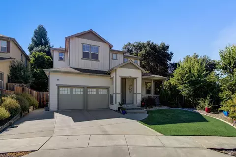 943 Elm Dr, Petaluma, CA 94952