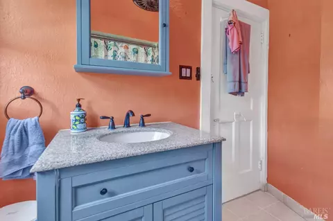 33 B St, Vallejo, CA 94590 photo 13
