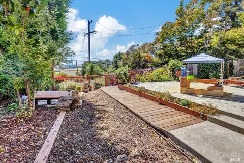 33 B St, Vallejo, CA 94590 photo 17