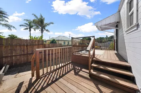 548 3rd St, Vallejo, CA 94590 photo 13