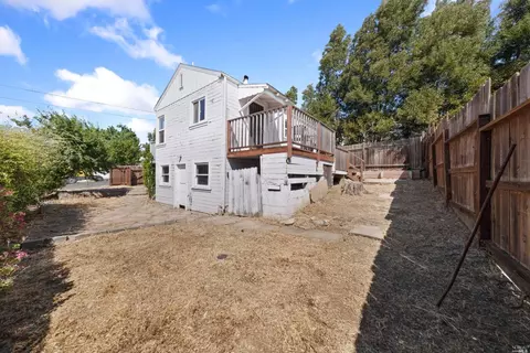 548 3rd St, Vallejo, CA 94590 photo 15