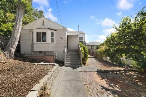 548 3rd St, Vallejo, CA 94590