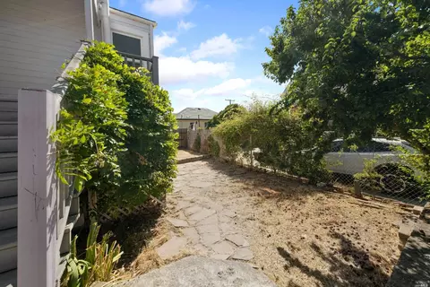 548 3rd St, Vallejo, CA 94590 photo 16