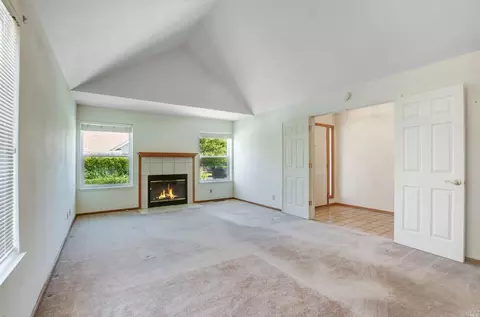 635 Anthony Ct, Sonoma, CA 95476 photo 4