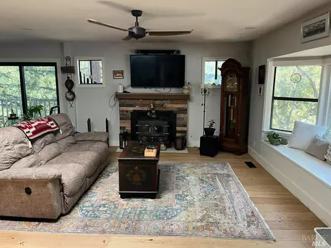 1098 N Thompson Rd, Lafayette, CA 94549 photo 6