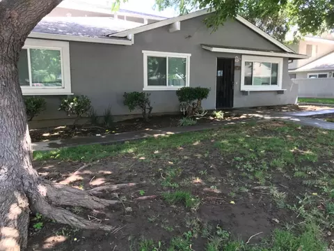 110 Del Rio Ct #1, Vacaville, CA 95687