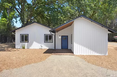 3432 Moorland Ave, Santa Rosa, CA 95407