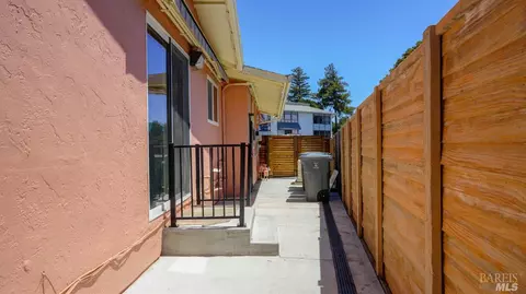 211 Locust Dr, Vallejo, CA 94591 photo 13