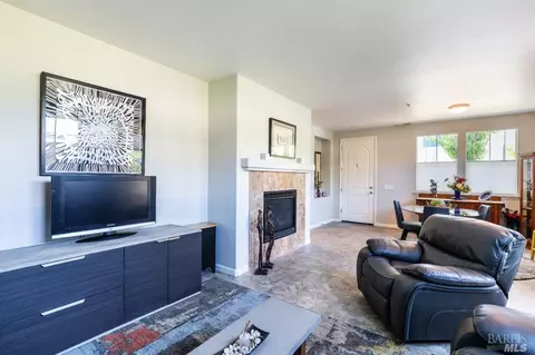 165 Stonegate Cir #A, Cloverdale, CA 95425 photo 6