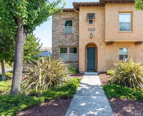 165 Stonegate Cir #A, Cloverdale, CA 95425 photo 2