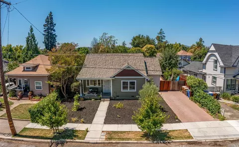 2249 Adrian St, Napa, CA 94558