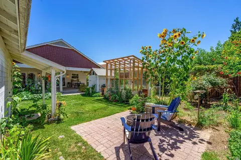 2249 Adrian St, Napa, CA 94558 photo 17