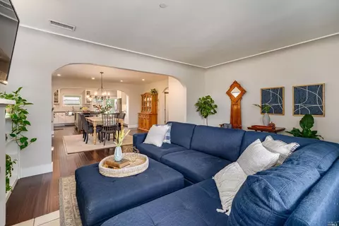 2249 Adrian St, Napa, CA 94558 photo 5