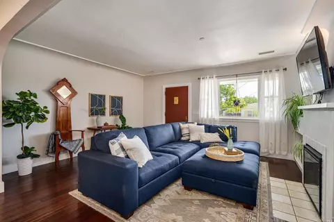 2249 Adrian St, Napa, CA 94558 photo 4