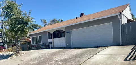 3919 Georgia St, Vallejo, CA 94591 photo 3