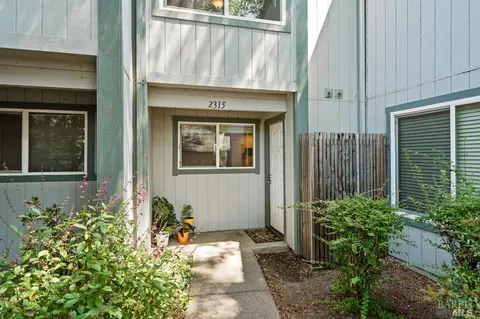 2315 Cross Ave, Santa Rosa, CA 95401