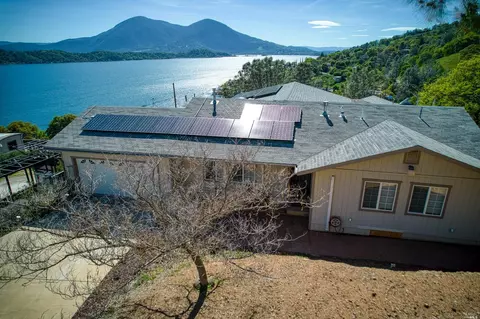 11926 Lakeview Dr, Clearlake Oaks, CA 95423
