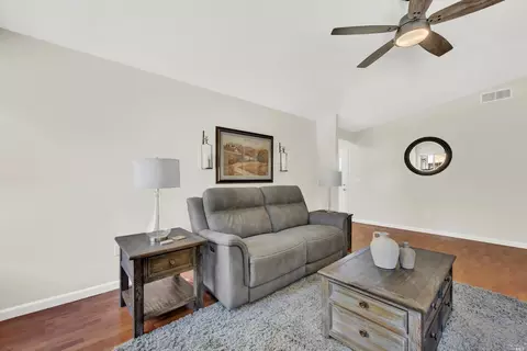 1186 Devonshire Dr, Vacaville, CA 95687 photo 23