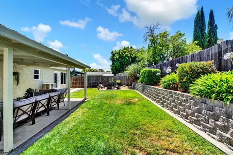 1186 Devonshire Dr, Vacaville, CA 95687 photo 76