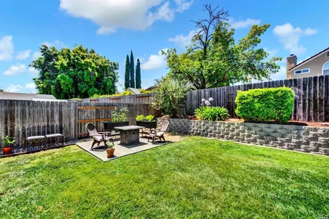 1186 Devonshire Dr, Vacaville, CA 95687 photo 69