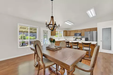 1186 Devonshire Dr, Vacaville, CA 95687 photo 27