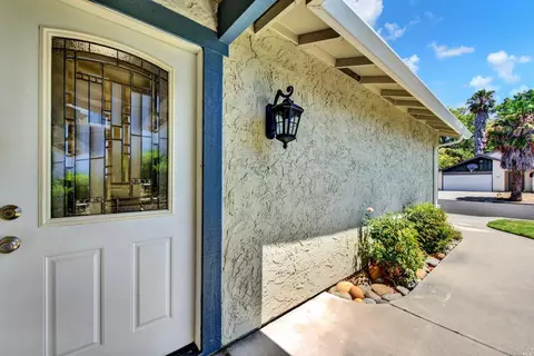 1186 Devonshire Dr, Vacaville, CA 95687 photo 19