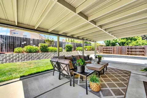 1186 Devonshire Dr, Vacaville, CA 95687 photo 67