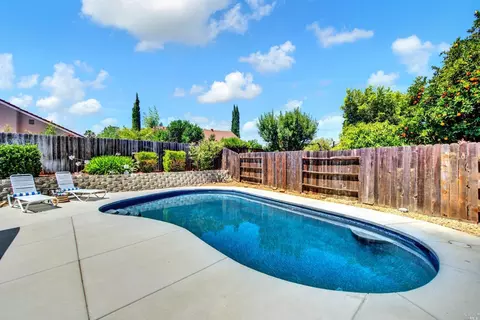 1186 Devonshire Dr, Vacaville, CA 95687 photo 82