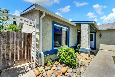 1186 Devonshire Dr, Vacaville, CA 95687 photo 15