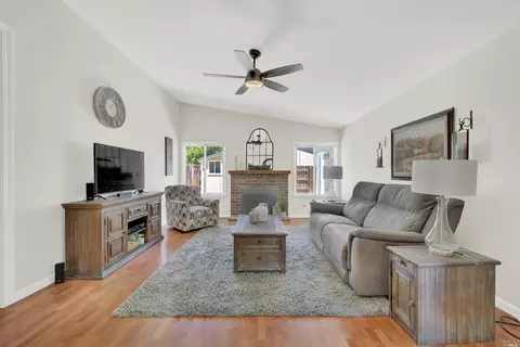 1186 Devonshire Dr, Vacaville, CA 95687 photo 21