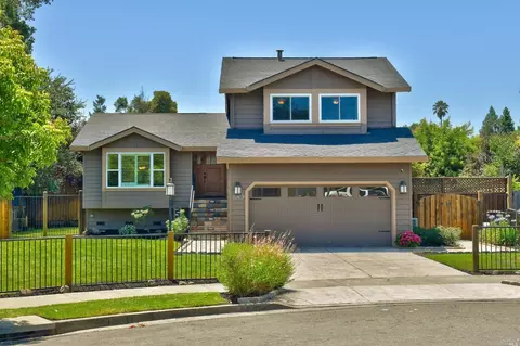 1969 Marsh Creek Ct, Santa Rosa, CA 95403