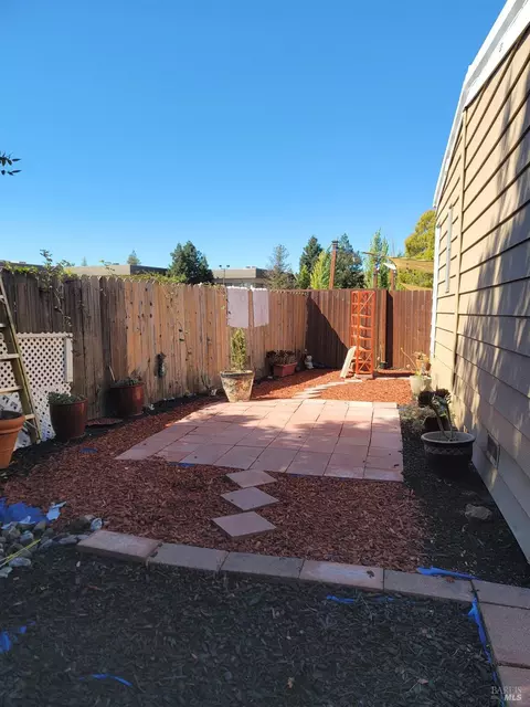 3129 Clare Ave, Santa Rosa, CA 95403