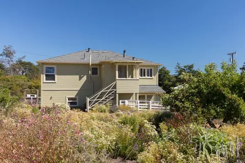51 Lorraine Ave, Point Reyes Station, CA 94956