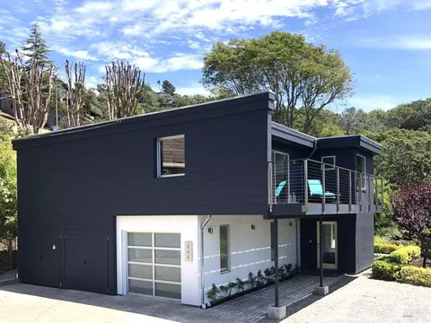 444 Sausalito St, Corte Madera, CA 94925 photo 2