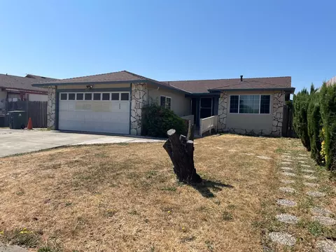 233 Auburn Dr, Vallejo, CA 94589