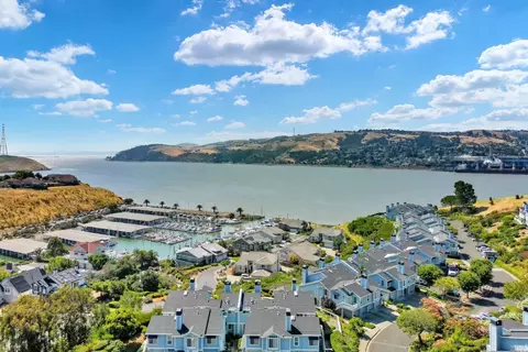 100 Little River Ct #6, Vallejo, CA 94591