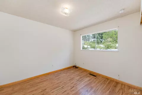 220 Gobalet Ln, Ukiah, CA 95482 photo 15