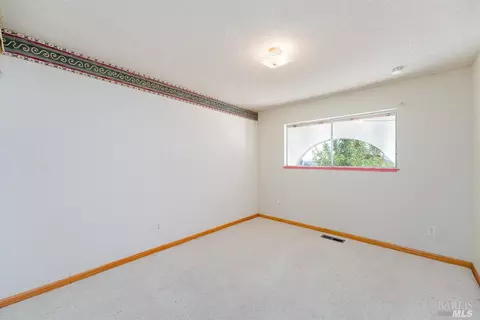 220 Gobalet Ln, Ukiah, CA 95482 photo 14