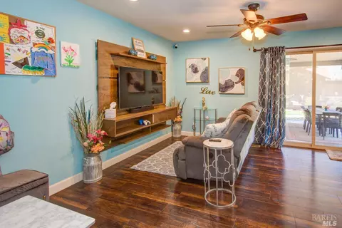 117 Skyway Dr, Vallejo, CA 94591 photo 11