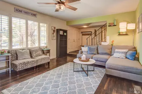 117 Skyway Dr, Vallejo, CA 94591 photo 6