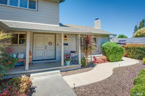 117 Skyway Dr, Vallejo, CA 94591 photo 2