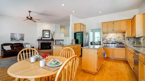 1130 Rachael Ln, Windsor, CA 95492 photo 18