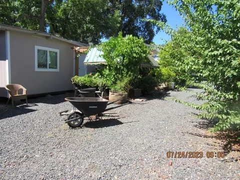737 S Oak St, Ukiah, CA 95482 photo 26