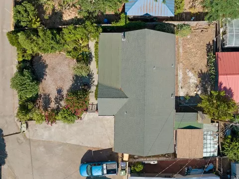 1840 Foster Ln, Talmage, CA 95481