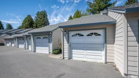 1179 Eardley Ave, Santa Rosa, CA 95401