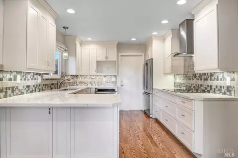 759 Ernest Dr, Sonoma, CA 95476 photo 9
