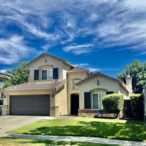 606 Dynasty Dr, Fairfield, CA 94534